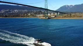 Vancouver 2 Hour Luxury Yacht Cruise for Adults only
