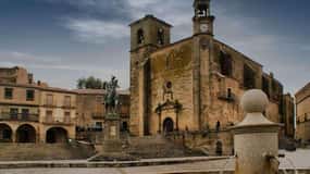 Esplorazione della città di Trujillo
