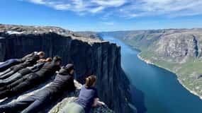 Stavanger: 2-Day Adventure with Preikestolen & Kjerag Hikes