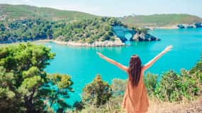 2 Days in Peschici: Transfer to Tremiti Islands and Sea Caves Tour