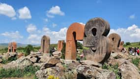 Yerevan: Day Tour to Amberd Fortress, Aragats and Kari Lake