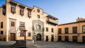 Excursion to Las Palmas: History and Culture