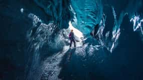 Skaftafell: Blue Ice Cave & Glacier Hike on Vatnajökull