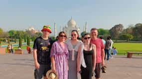 Agra: tour privado con entrada rápida al Taj Mahal y al Fuerte de Agra