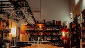 ENOTECA VENARIA: degustazione vini e cibo locale