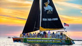 Panama City Beach: Solnedgångssegling på Privateer Catamaran