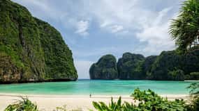 Phuket: PhiPhi, Maya Bay & Khai Island Day Tour by Speedboat