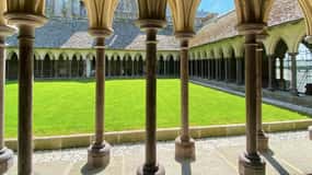 2-day Private Mont Saint-Michel, Normandy, 3 Loire Castles
