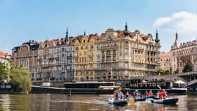Prag Vltava Nehri Rehberli Kano Turu