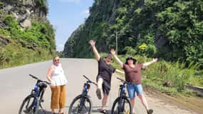 Hanoï : excursion de 3 jours à Ninh Binh et croisière 5 étoiles dans la baie d'Ha Long