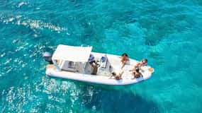 Desde Trapani: Tour por las islas Egadi en lancha neumática a Favignana y Levanzo con almuerzo