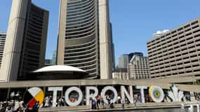 Toronto: Casual Historic Walking Tour