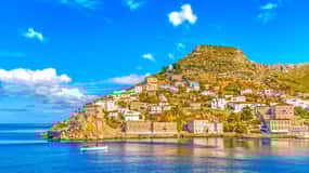Hydra & Poros: 2 islands private day tour from Athens