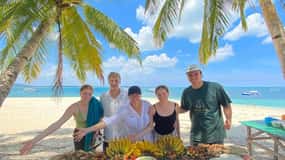 Siargao: Tri öluffning Naked Island, Daku, Guyam m / Lunch