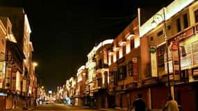 Chandigarh Nightlife Tour with shopping and food tasting