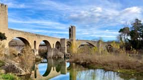 Medieval Towns and Nature Parks Exclusive Trip with Pickup