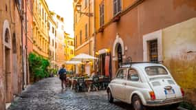 Villa Farnesina and Trastevere Private Walking Tour