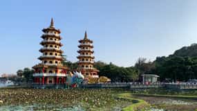 Kaohsiung: Private City Tour with Fo Guang Shan Museum