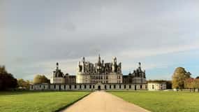Desde París: Castillos del Valle del Loira y visita guiada a Orleans