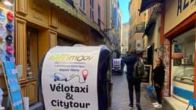 Nizza: Tour privato guidato in taxi elettrico in bicicletta