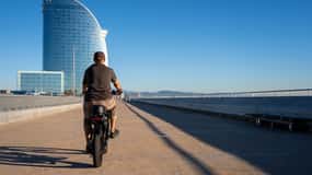Barcelona: E-Fatbike-Verleih, erkunde die Stadt mit einem Hauch von Leichtigkeit