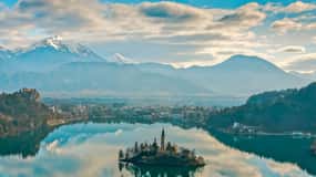 Vanuit Zagreb: Rondleiding door Ljubljana en het meer van Bled