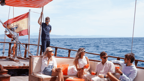 Barcelona Sailing Cruise by Aperol Spritz