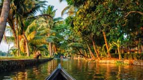 Kerala: Alappuzha River Cruise with Village Walk