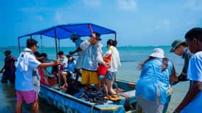 DAR ES SALAAM:BONGOYO ISLAND SNORKELING TOUR & BEACH ESCAPE