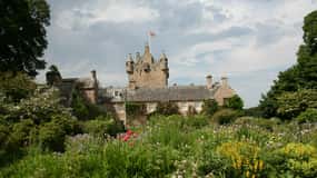 Invergordon Shore Tour: Loch Ness, Distillery and Castles