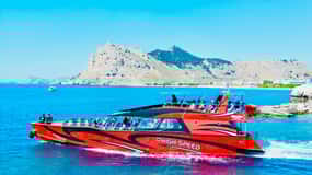 Kolymbia: Fast Boat to Rhodes Town Return Ticket