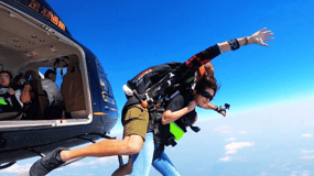 Sanya: Skydiving Experience with Helicopter or Aircraft