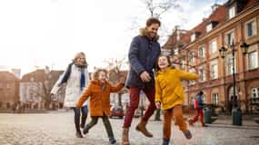 Visita familiar al casco antiguo de Varsovia con actividades divertidas para niños