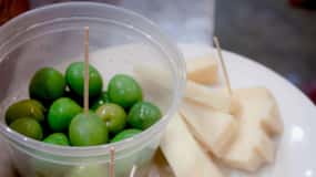 NYC: Original Chinatown and Little Italy Foodie Tour