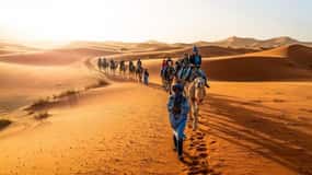 Merzouga: 3-dages safari med mad, kamel, 4x4, luksuscamping