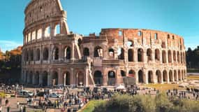 Rome: Colosseum Experience with Host and Audio Guide