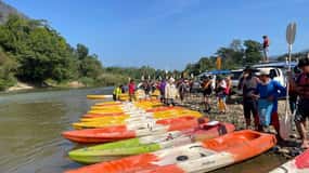 Day Trip Vientiane - VangVieng by Express Train