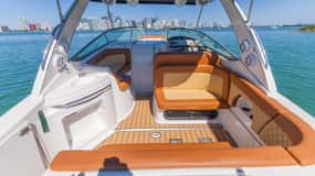 Miami: Private Boat Cruise and Tour with Captain