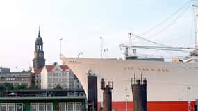 Amburgo: Tour tradizionale del porto con commento