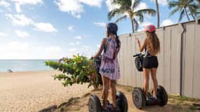 Honolulu: Magic Island Beach Segway Tour