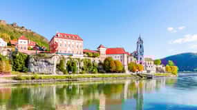 Von Wien aus: Mauthausen und Melk Private Tagestour