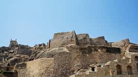 6-hours Golconda Fort & Qutub Shahi Tombs Tour with transfer
