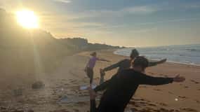 Albufeira: Sunrise Beach Yoga with an Instructor