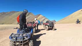 Vanuit cusco: Rainbow Mountain ATV Tour met maaltijden