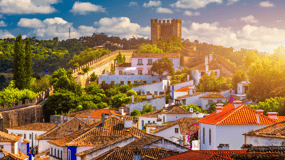 De Lisboa: Tour a Óbidos e Nazaré - Vila Medieval, Ginja e Praias Icônicas