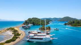 Fethiye: 12 Islands Boat Tour with Lunch and Transfer Option