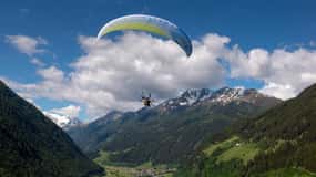 Neustift i Stubaital: Tandem paragliding flyvning