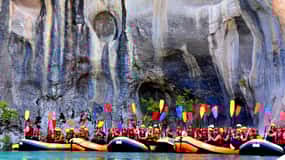 From Tirana: Vjosa Rafting & Benja Thermal Baths Day Tour