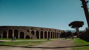 Pompeii and Amphitheatre group tour with an archaeologist