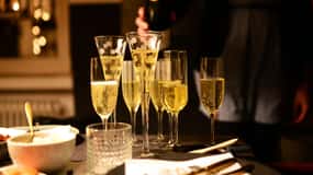 Paris: Viagem de 1 dia à região de Champagne com motorista privado